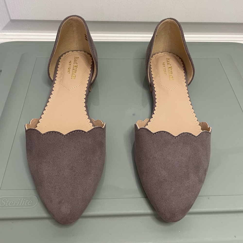 Isaac Mizrahi flats size 7.5